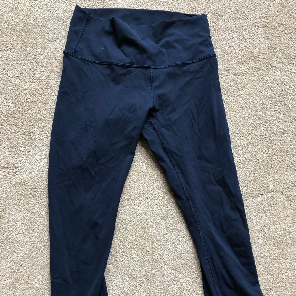 Lululemon Wunder Under Crop Pant sz. 8 - true navy